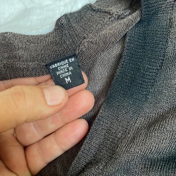 Sheer hi-low rouched top - Picture 3 of 4